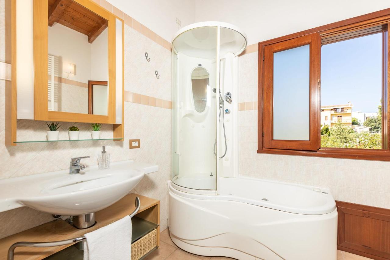 Casa Orfea Apartment ซานตามาเรีย นาวาร์เรเซ ภายนอก รูปภาพ