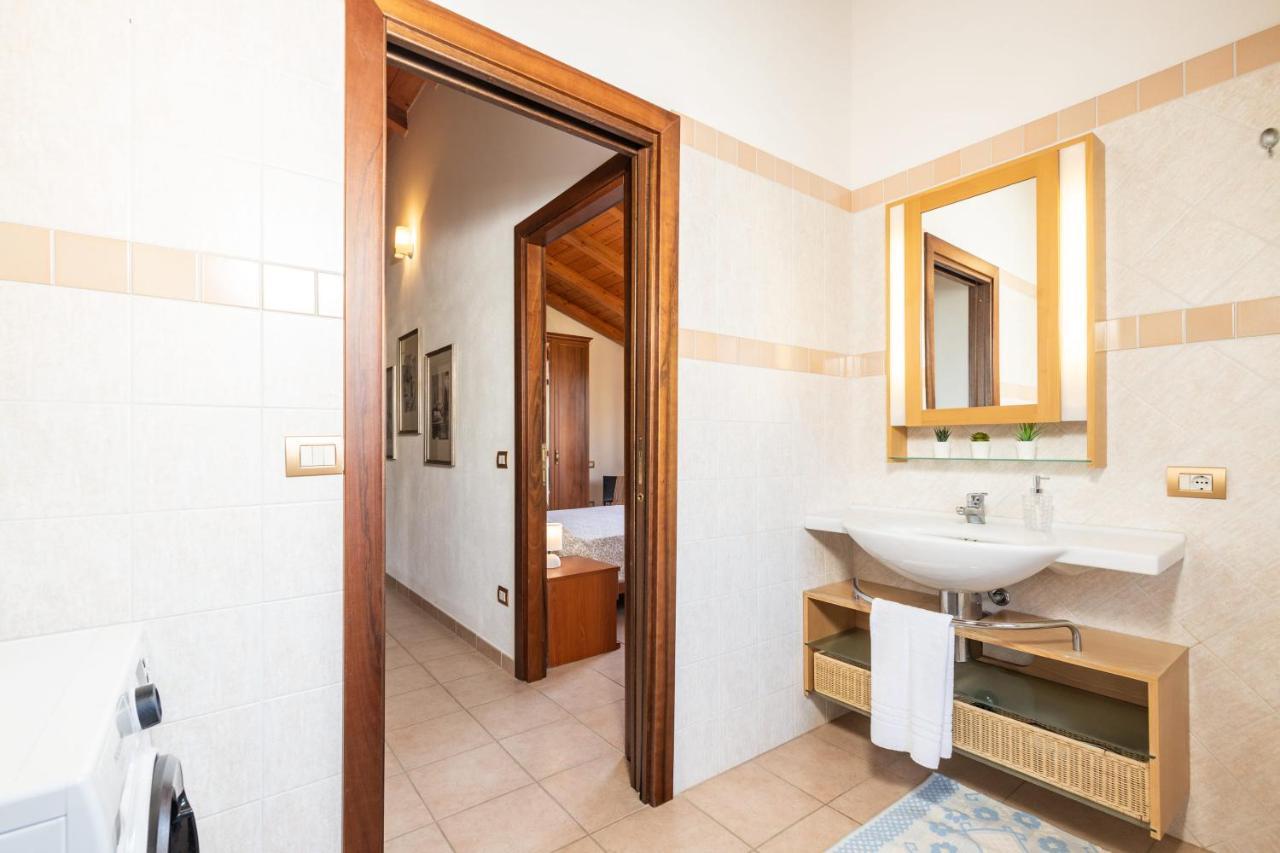 Casa Orfea Apartment ซานตามาเรีย นาวาร์เรเซ ภายนอก รูปภาพ