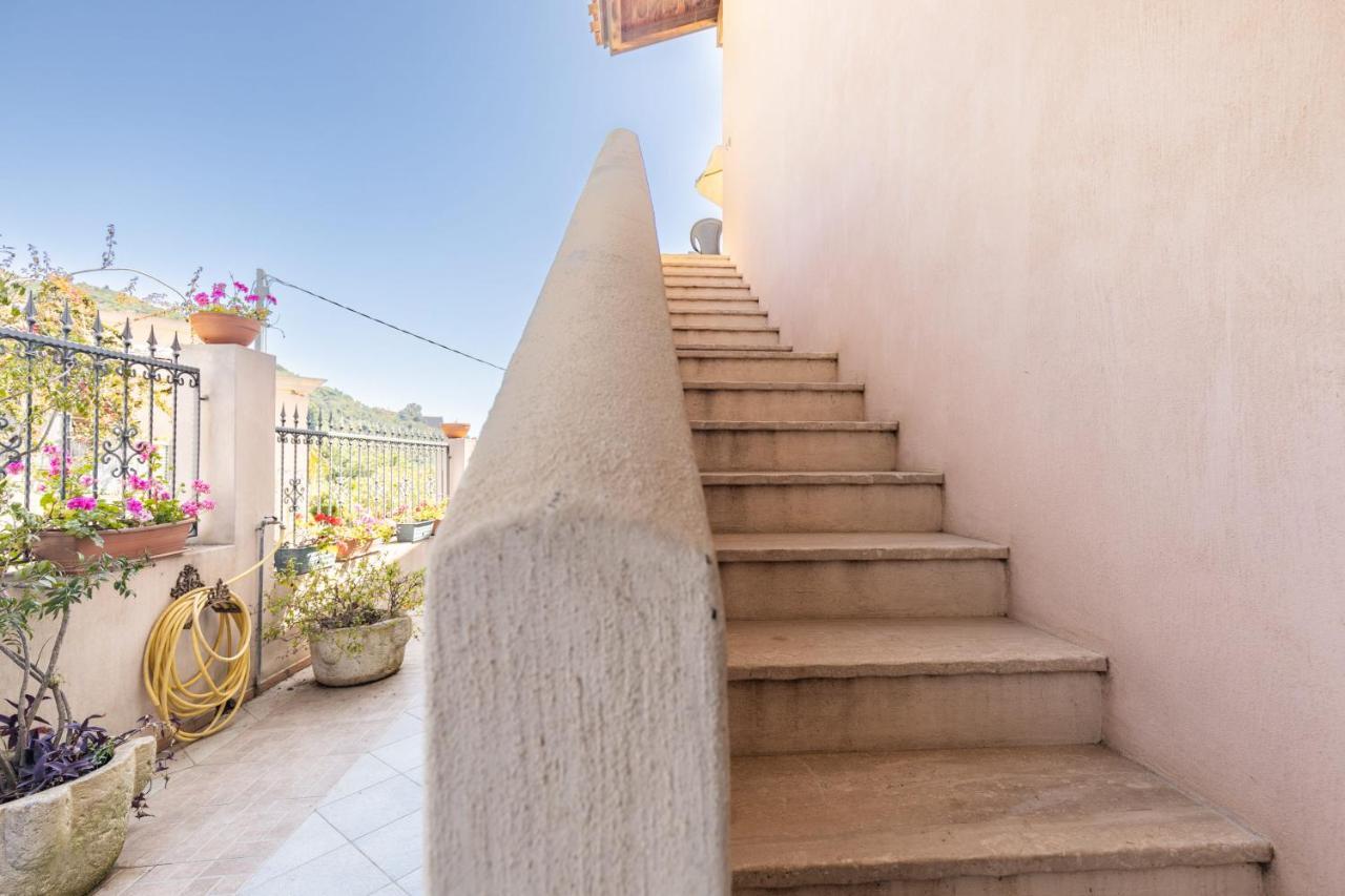 Casa Orfea Apartment ซานตามาเรีย นาวาร์เรเซ ภายนอก รูปภาพ